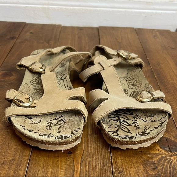 Massimo Caponi  tan leather sandals Womens size 9M - Picture 2 of 10